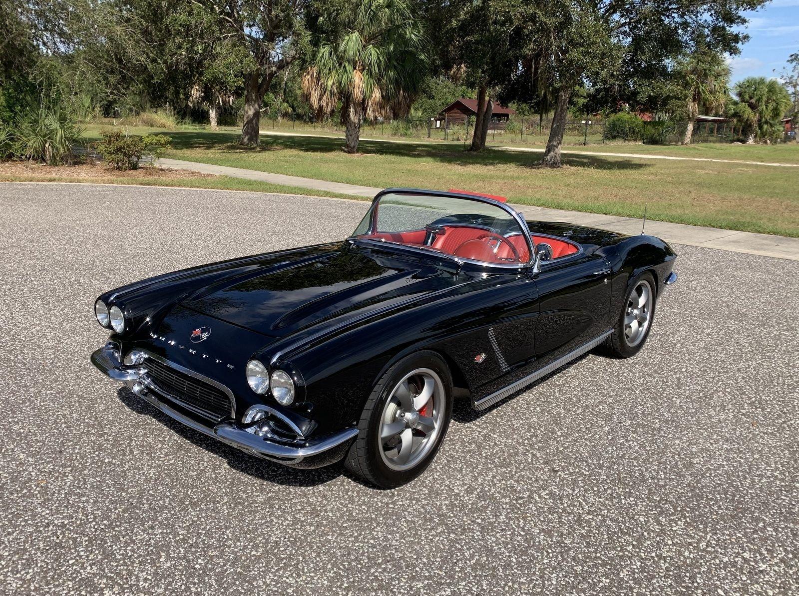 1962 Chevrolet Corvette Roadster