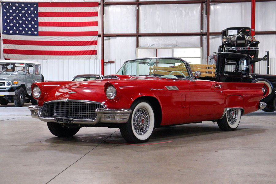 1957 Ford Thunderbird 