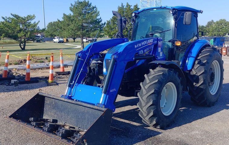 2019 New Holland Powerstar 100 MFWD tractor