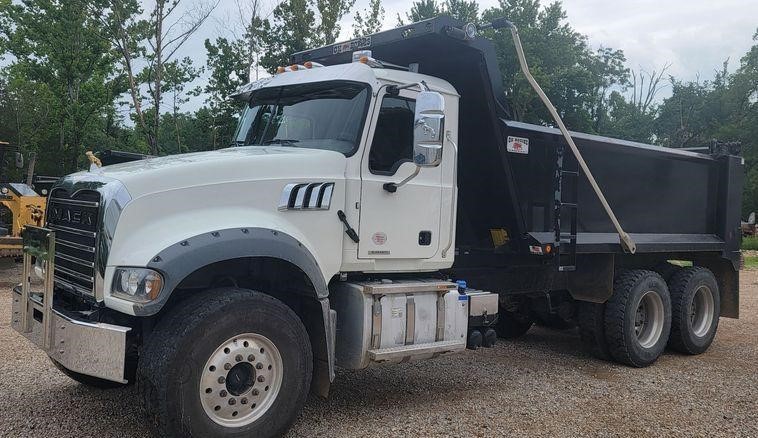 2021 Mack Granite  dump truck