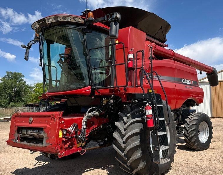 2013 Case IH 7130 AFS combine