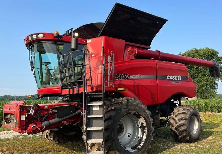 2010 Case IH 8120  RWA combine