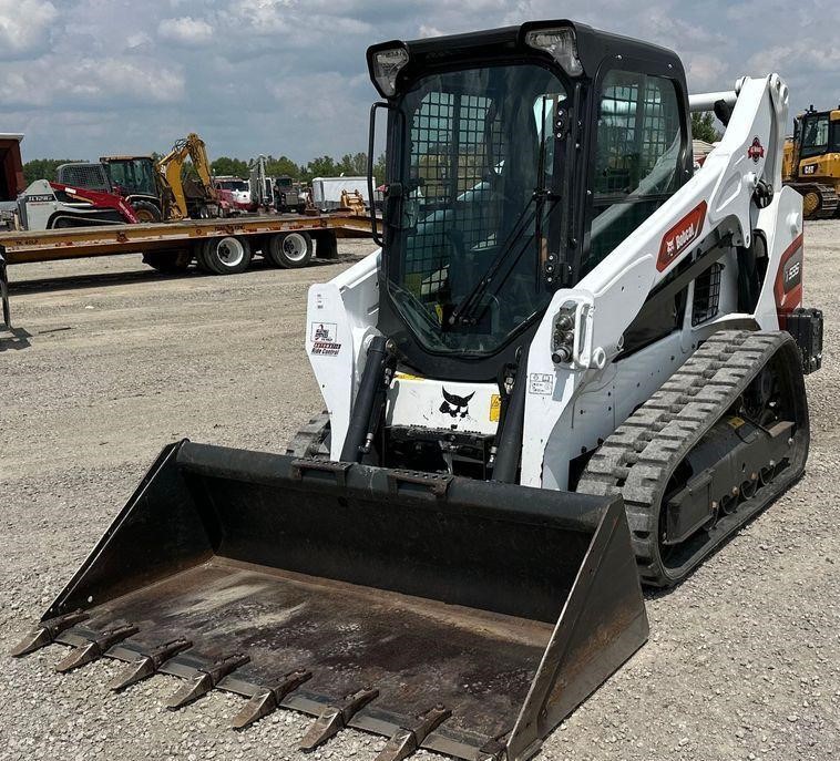 2021 Bobcat T595  tracked skid steer loader